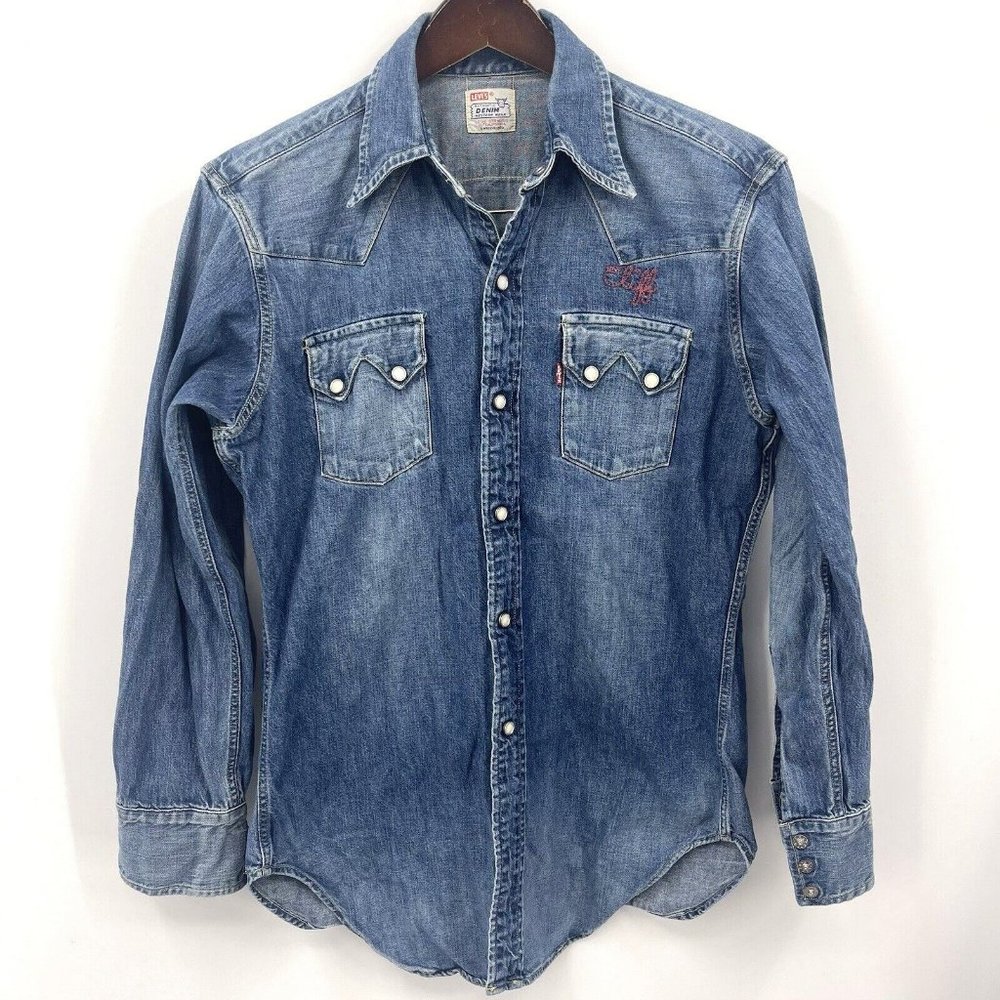 VTG Levi's Big E Sawtooth Short Horn Pearl Snap Button Denim Shirt Sanforized